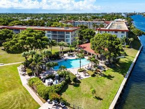 3050 NE 48th Court 402, Lighthouse Point FL 33064