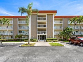 3050 NE 48th Court 402, Lighthouse Point FL 33064