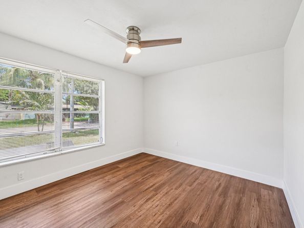 6764 Dogwood Dr, Miramar FL 33023