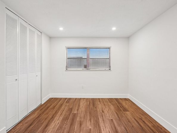 6764 Dogwood Dr, Miramar FL 33023