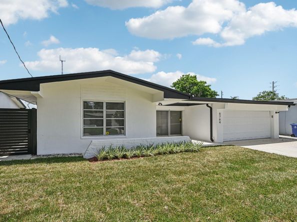 6764 Dogwood Dr, Miramar FL 33023