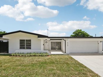 6764 Dogwood Dr