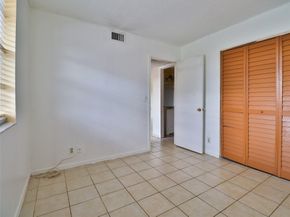9930 Twin Lakes DR 7L, Coral Springs FL 33071