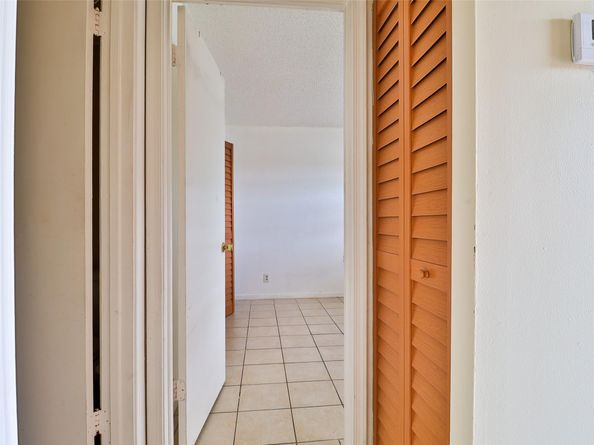 9930 Twin Lakes DR 7L, Coral Springs FL 33071
