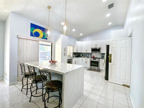 5450 Hawkes Bluff Avenue, Davie FL 33331