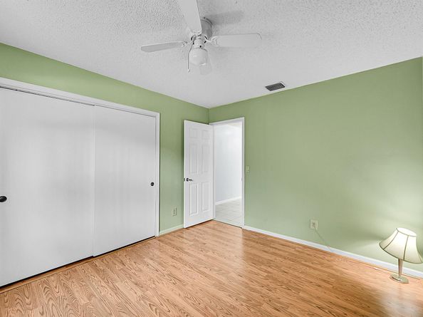 5450 Hawkes Bluff Avenue, Davie FL 33331