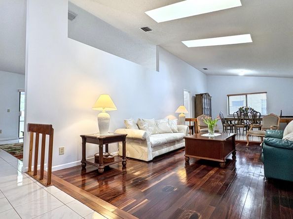 5450 Hawkes Bluff Avenue, Davie FL 33331