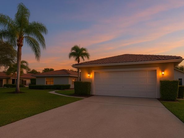 5450 Hawkes Bluff Avenue, Davie FL 33331