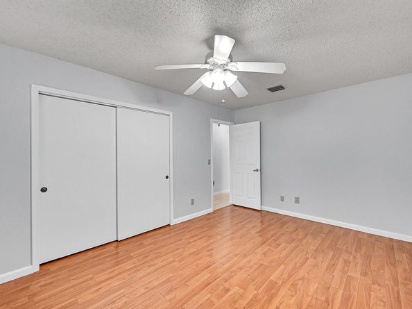 5450 Hawkes Bluff Avenue, Davie FL 33331