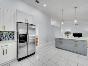 5450 Hawkes Bluff Avenue, Davie FL 33331