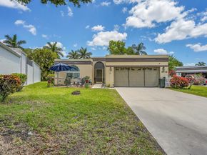5416 San Roma Circle, Lake Worth FL 33467