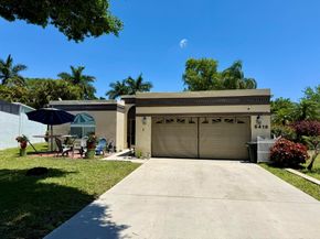 5416 San Roma Circle, Lake Worth FL 33467