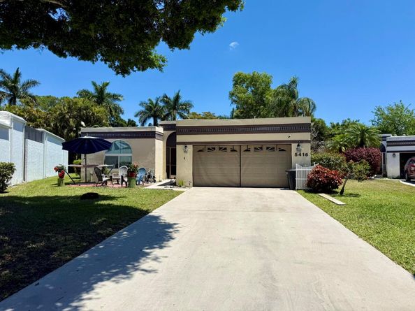 5416 San Roma Circle, Lake Worth FL 33467