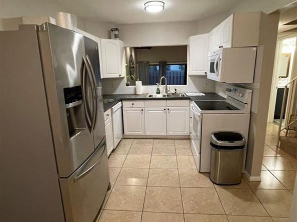 2156 SW 82nd Ave 2156, Davie FL 33324