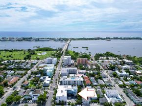 1 S Palmway 205, Lake Worth Beach FL 33460