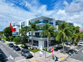 1 S Palmway 205, Lake Worth Beach FL 33460