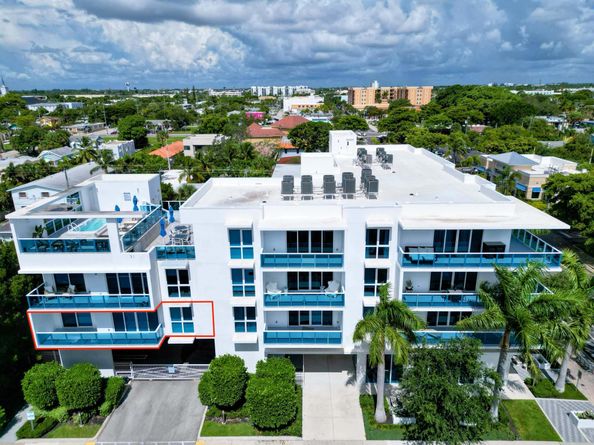 1 S Palmway 205, Lake Worth Beach FL 33460