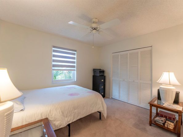 21320 Sawmill Ct, Boca Raton FL 33498