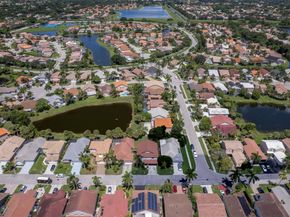 21320 Sawmill Ct, Boca Raton FL 33498
