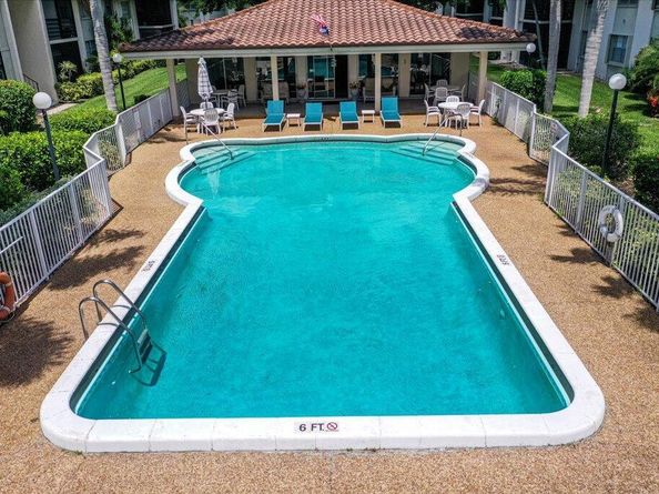 1124 NW 13th Street 120a, Boca Raton FL 33486