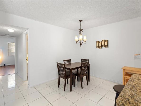 1124 NW 13th Street 120a, Boca Raton FL 33486