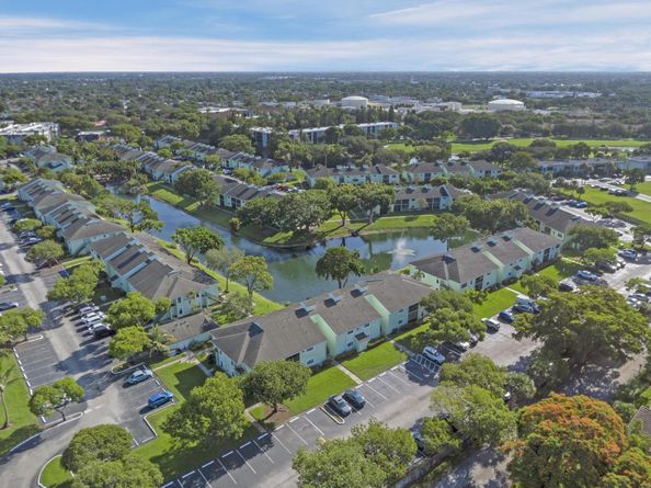 8771 NW 39th St 8771, Sunrise FL 33351