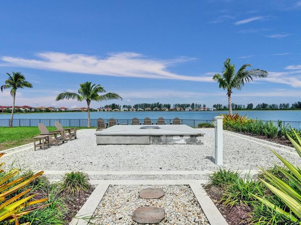 12855 Bayside Ct, Parkland FL 33076