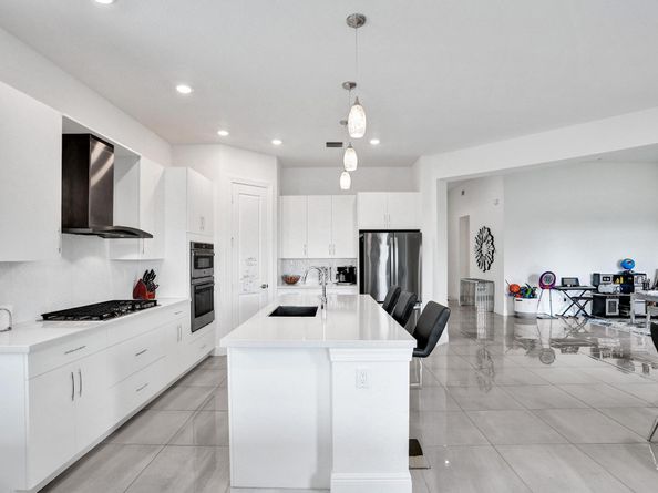 12855 Bayside Ct, Parkland FL 33076