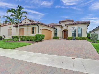 12855 Bayside Ct
