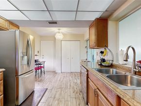 8201 NW 59th Ct, Tamarac FL 33321