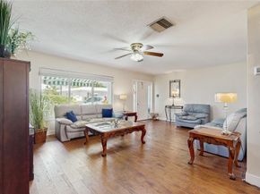 8201 NW 59th Ct, Tamarac FL 33321