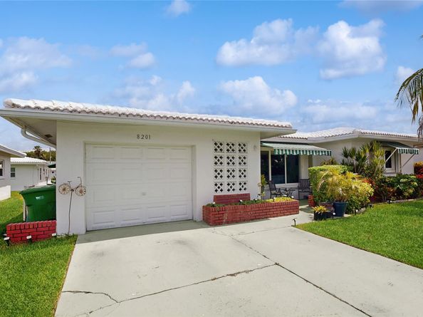 8201 NW 59th Ct, Tamarac FL 33321
