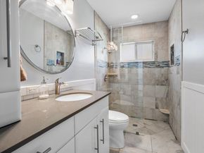 811 SE 31st Street, Boca Raton FL 33432