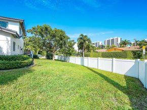 811 SE 31st Street, Boca Raton FL 33432