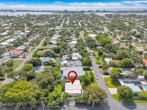 375 Orange Way, West Palm Beach FL 33405