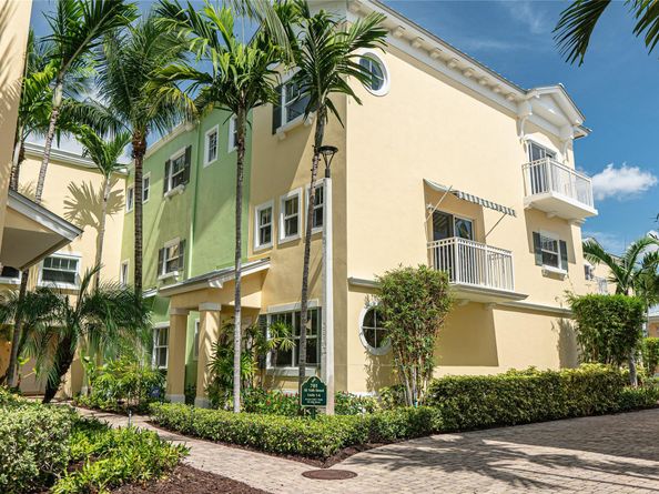 701 SE 16th St 4, Fort Lauderdale FL 33316