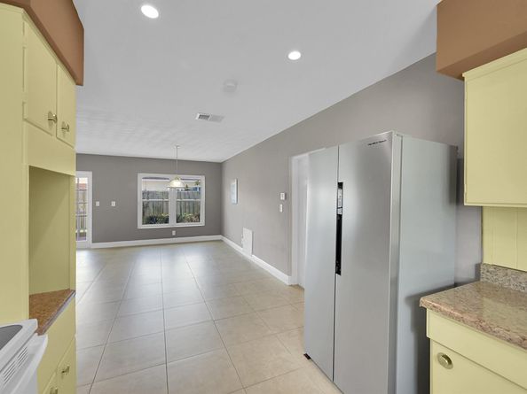 2750 SE 3rd Street, Pompano Beach FL 33062