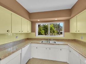 2750 SE 3rd Street, Pompano Beach FL 33062