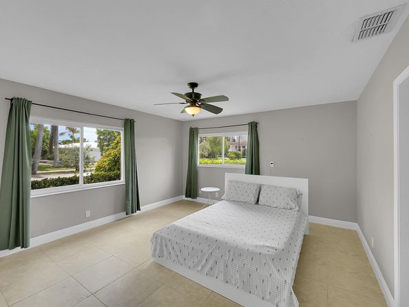 2750 SE 3rd Street, Pompano Beach FL 33062