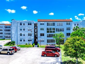 2860 Somerset Dr