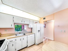 2860 Somerset Dr 404K, Lauderdale Lakes FL 33311