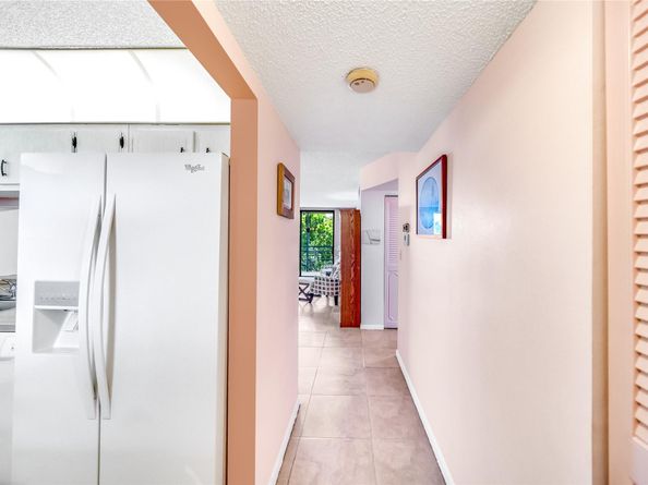 2860 Somerset Dr 404K, Lauderdale Lakes FL 33311