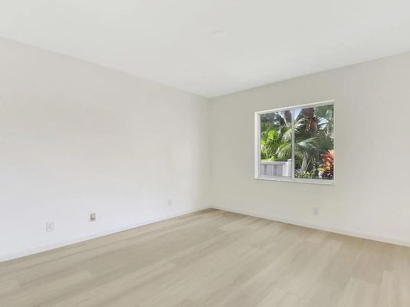 8273 Springtree Road, Boca Raton FL 33496