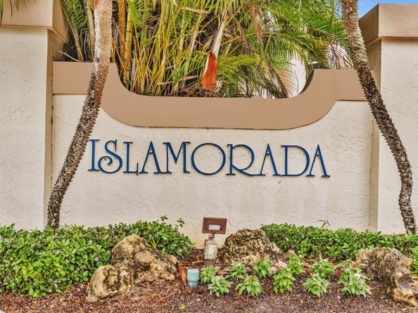 3083 W Buena Vista Drive, Margate FL 33063
