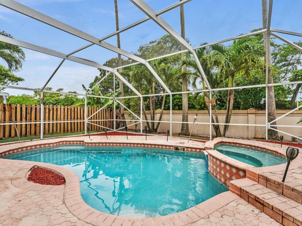 3083 W Buena Vista Drive, Margate FL 33063