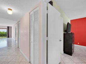 860 SE 6th Ave 304, Deerfield Beach FL 33441