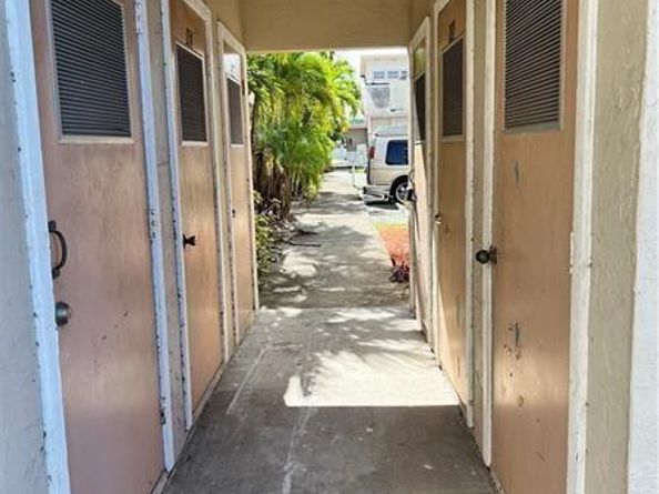 4087 Coral Springs Dr 2, Coral Springs FL 33065