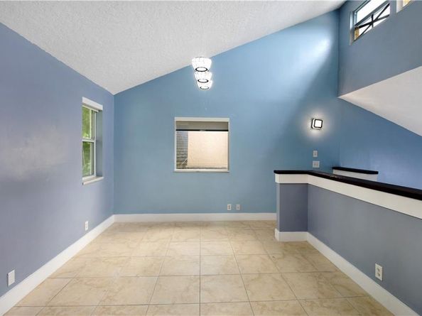 4087 Coral Springs Dr 2, Coral Springs FL 33065