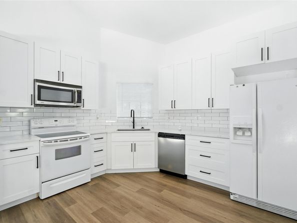 5172 NW 53rd Ave, Coconut Creek FL 33073