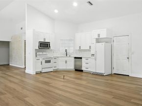 5172 NW 53rd Ave, Coconut Creek FL 33073